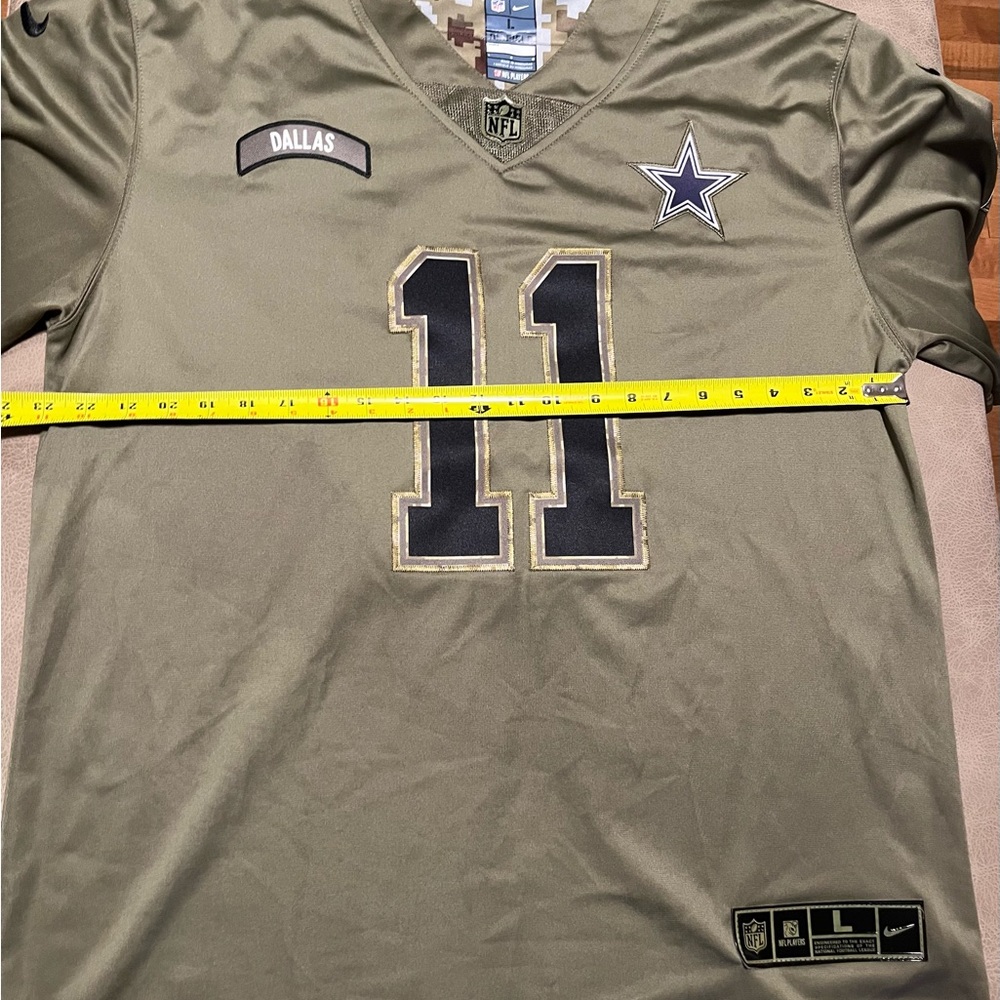 Dallas Football Jersey with Number 11 Micah parson’s camouflaged excellent cond